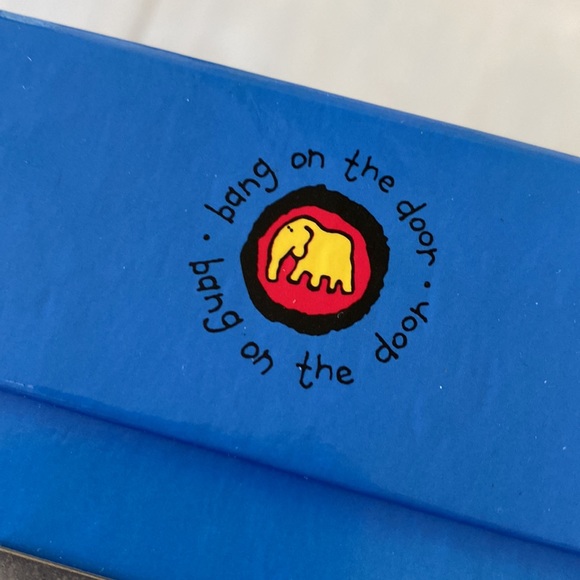 VTG Friends Bang on The Door Photo Storage Box - Picture 4 of 13